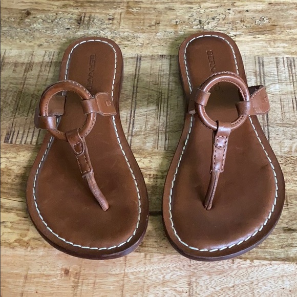 bernardo leather sandals